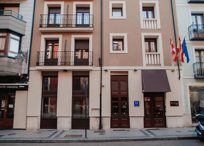 Hotel El Nogal